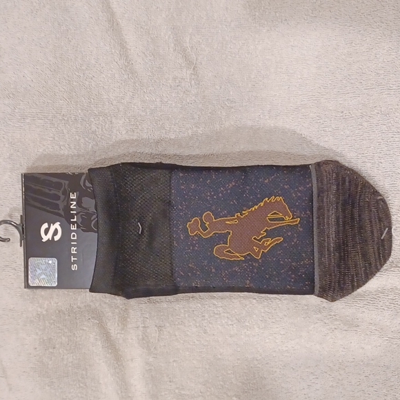 NWT Men's Strideline ankle socks. - Picture 1 of 3
